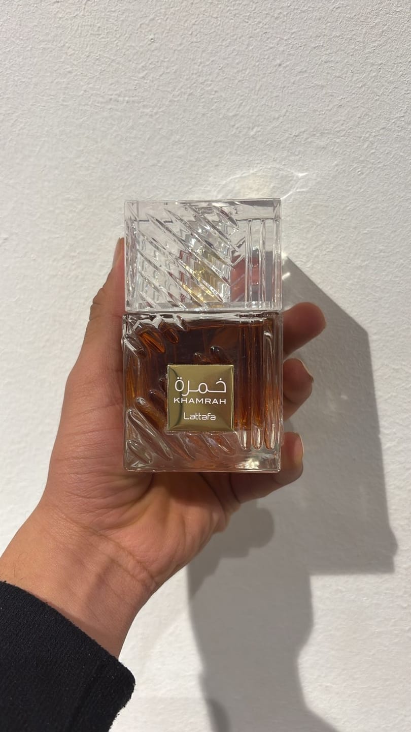 Customer photo review of Khamrah Lattafa Perfumes للجنسين