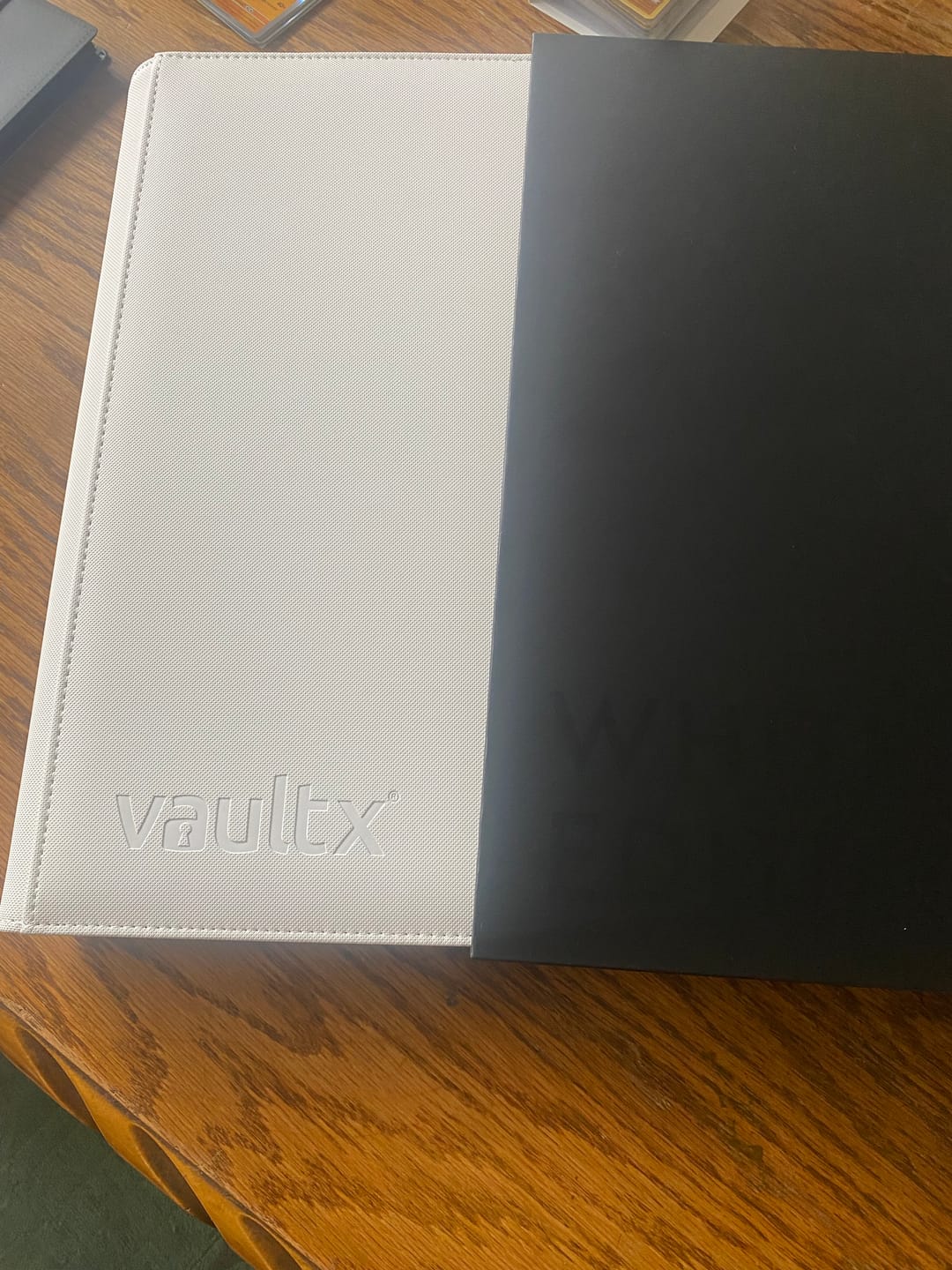 Customer photo review of Vault X Exo-Tec Zip Binder 9-pocket