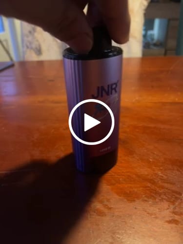 Customer video review of JNR - Triple  110K - Puff Jetable / Vape Disposable 2% Nicotine - Triple Saveurs