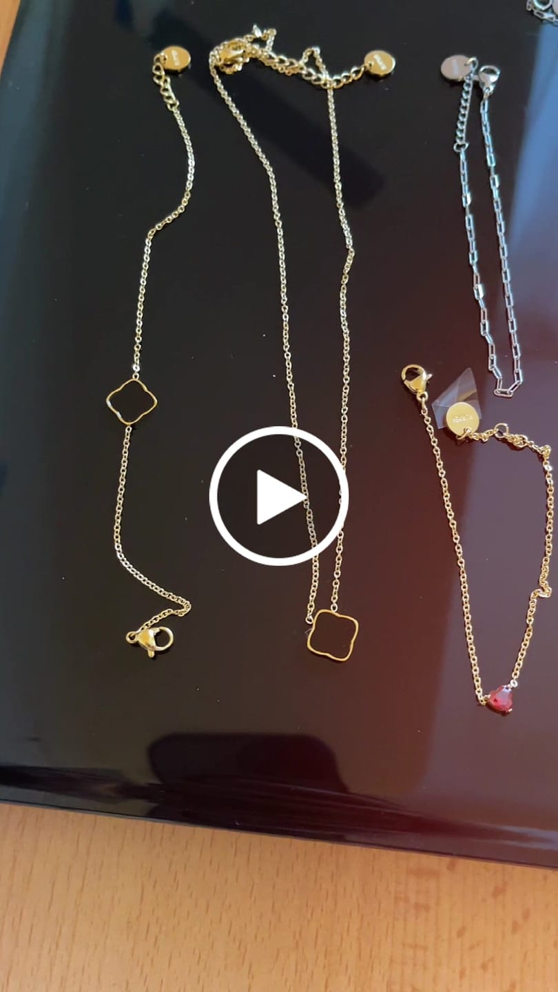 Customer video review of Flora Gold Black Ring
