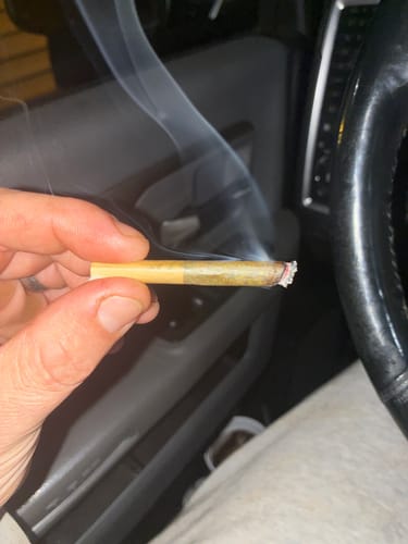 Customer photo review of ALASKAN THNDRFVK DONUTS