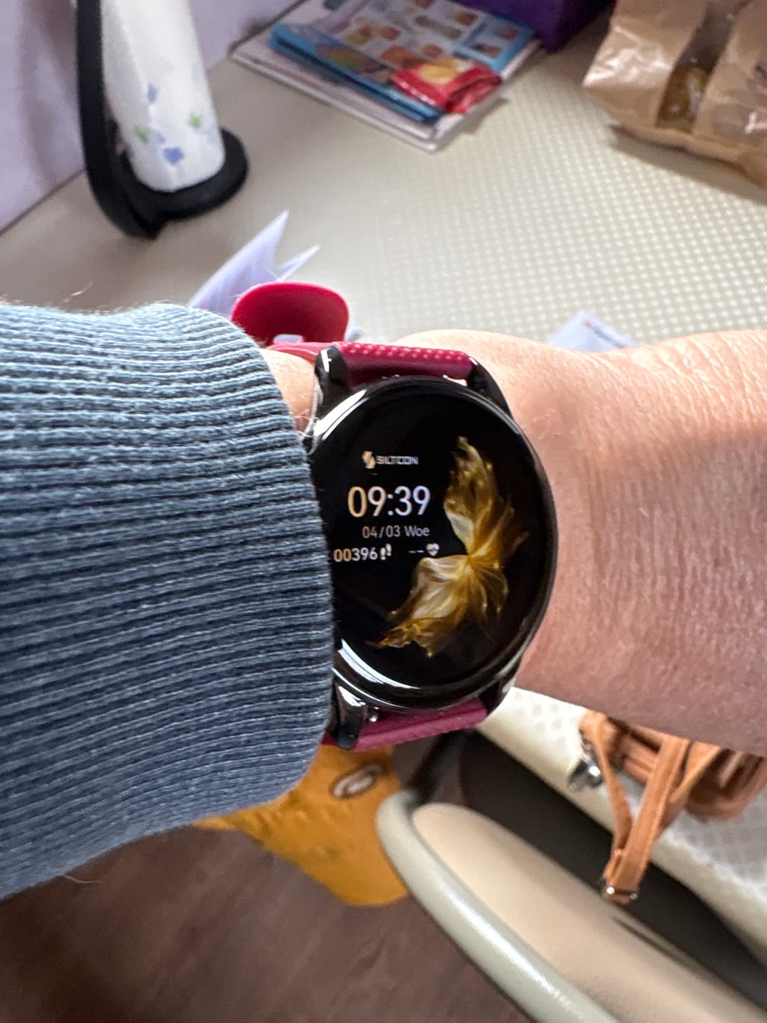 Customer photo review of Siltcon® Auréa Smartwatch Dames Goud