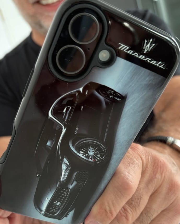 Customer photo review of Custom - iPhone 17