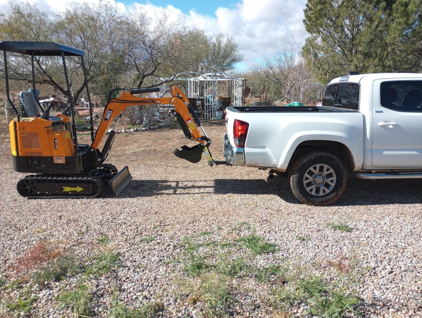 Customer photo review of MS15 | 1.5-ton Mini Excavator for Sale, 13.5 HP B&S Engine