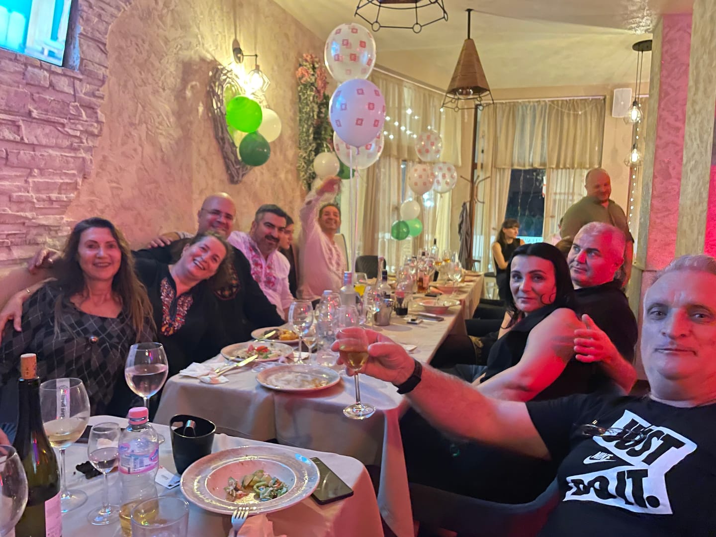 Customer photo review of Ленена риза с маншети "Защита"