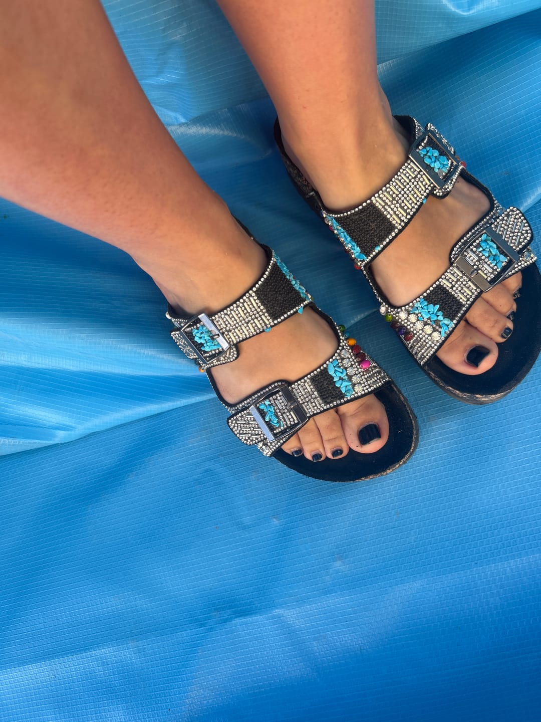 Customer photo review of Sandalia Plataforma Negra Mujer 65952