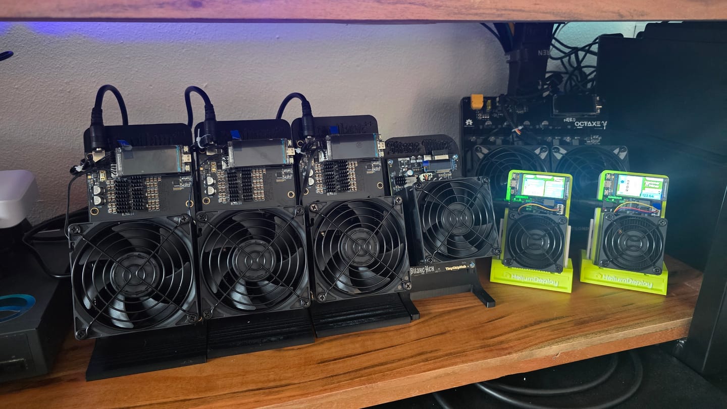 Customer photo review of NerdQaxe++ Rev 5.1 Pro (6TH/s)