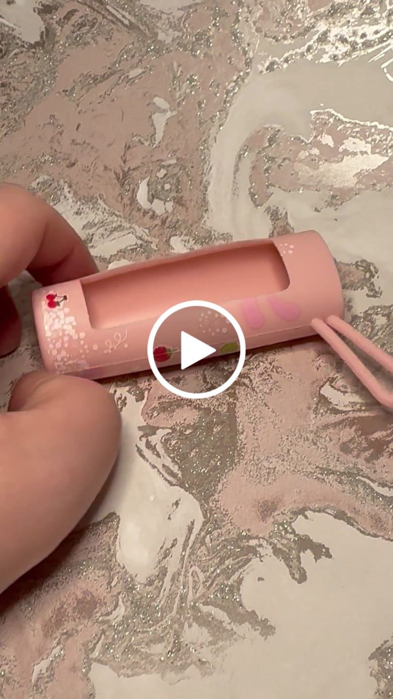 Customer video review of P.Louise Lip Oil Holder