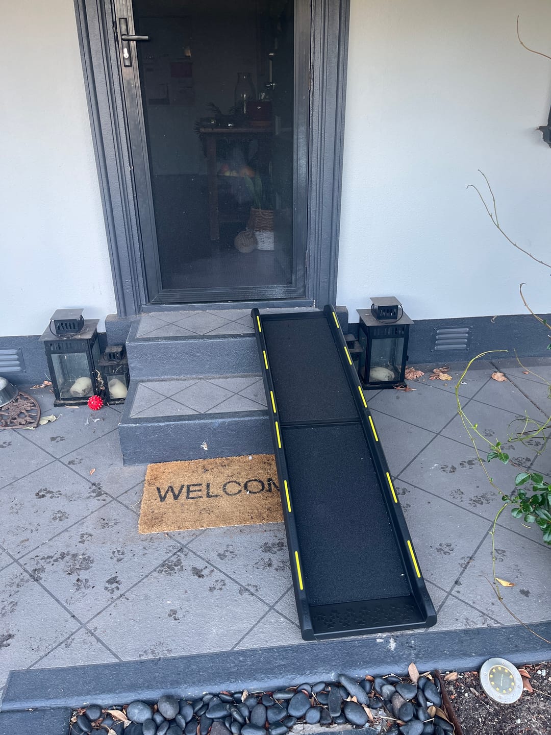 Customer photo review of Outdoor Pet Ramp with Reflective Strip