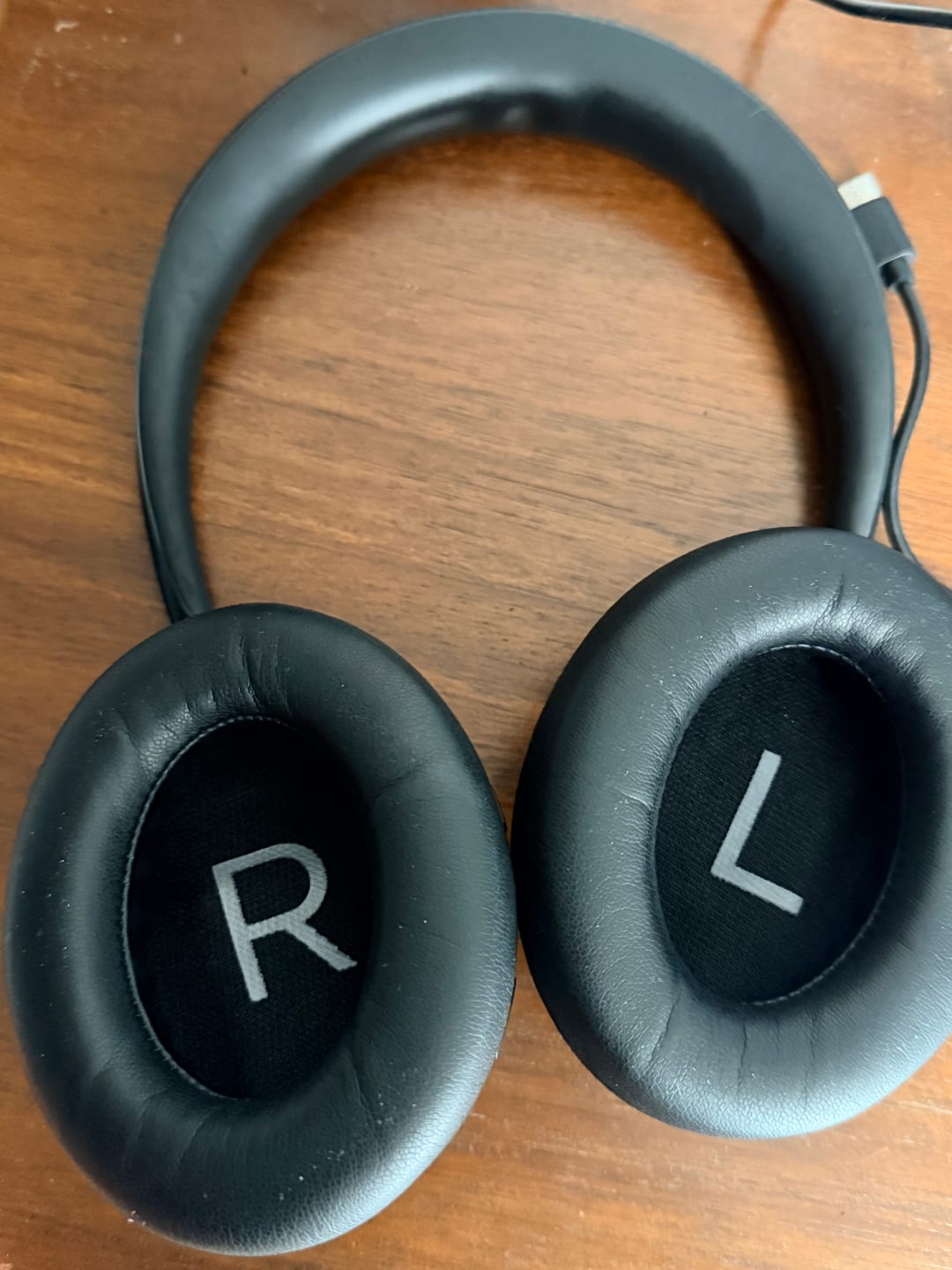 Customer photo review of Bose NC 700 Replacement Earpads