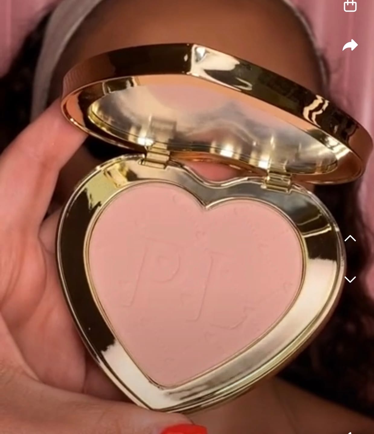 Customer photo review of P.Louise Magic Dust Loose Highlighter