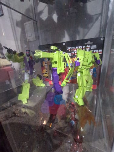 Customer photo review of XTransbots MX-45 MX45 Razor (G1 Bonecrusher Devastator Combiner) X-transbots 22.5cm / 8.9"