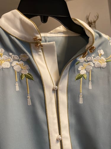 Customer photo review of Liling Hudie 立领蝴蝶 Butterfly Standing Collar Plus Sized Ming Shirt