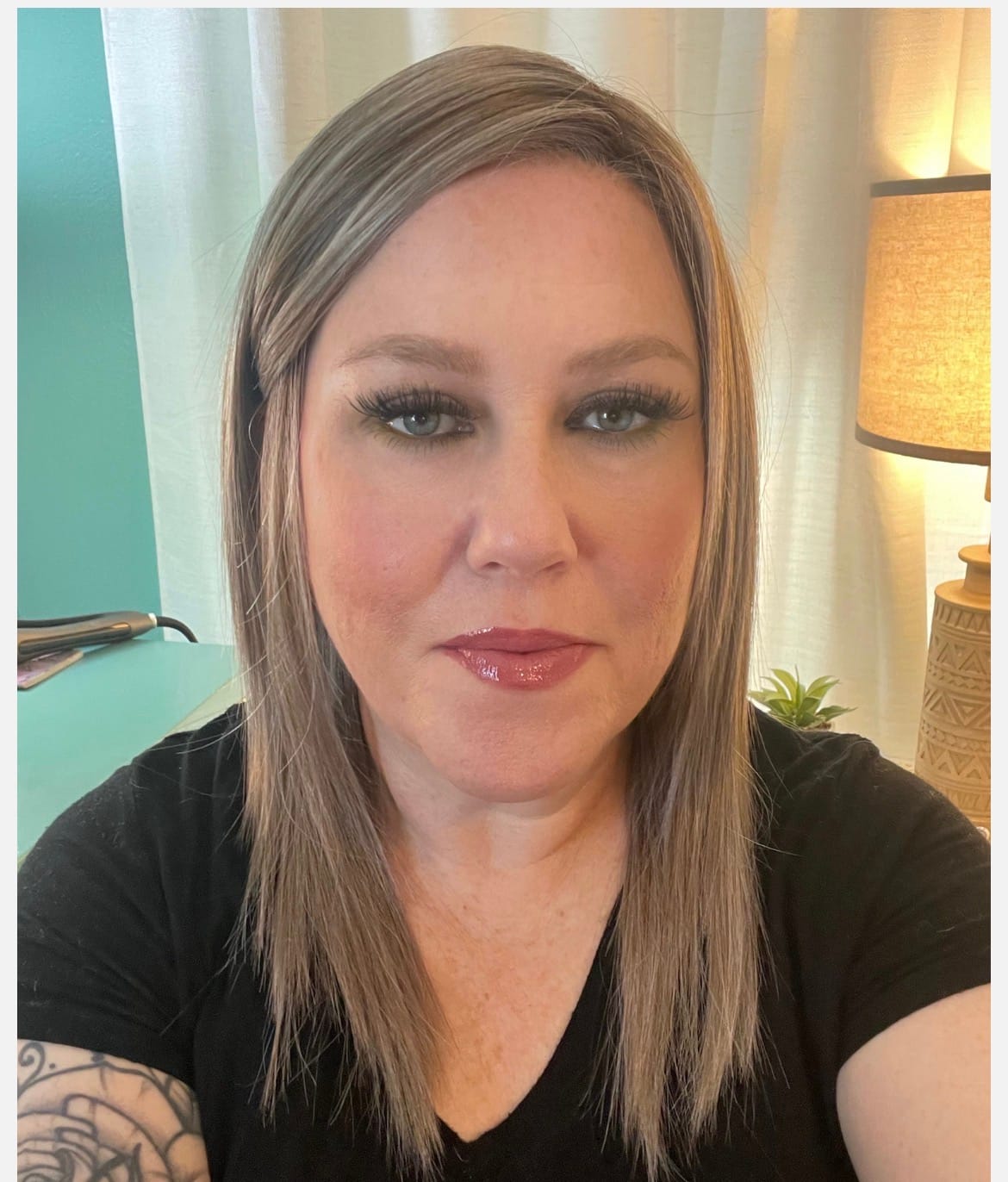 Customer photo review of RUNWAY WALK - Legacy Blonde
