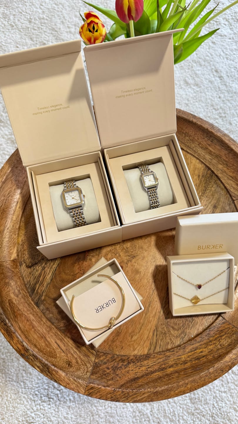 Customer photo review of Macy Gold Silver
