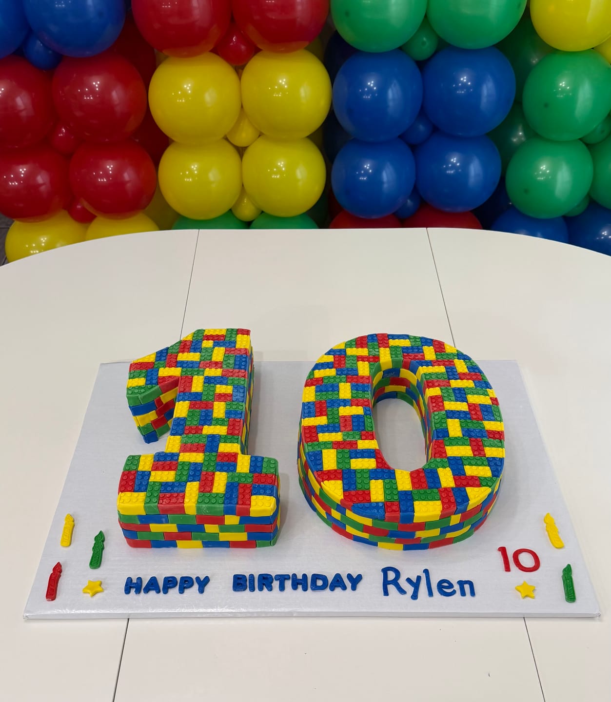 Customer photo review of Flat Building Block Fondant Mold
