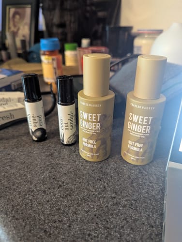 Customer photo review of [Nut-Free] Sweet Ginger Dry Oil for Sensitive Skin