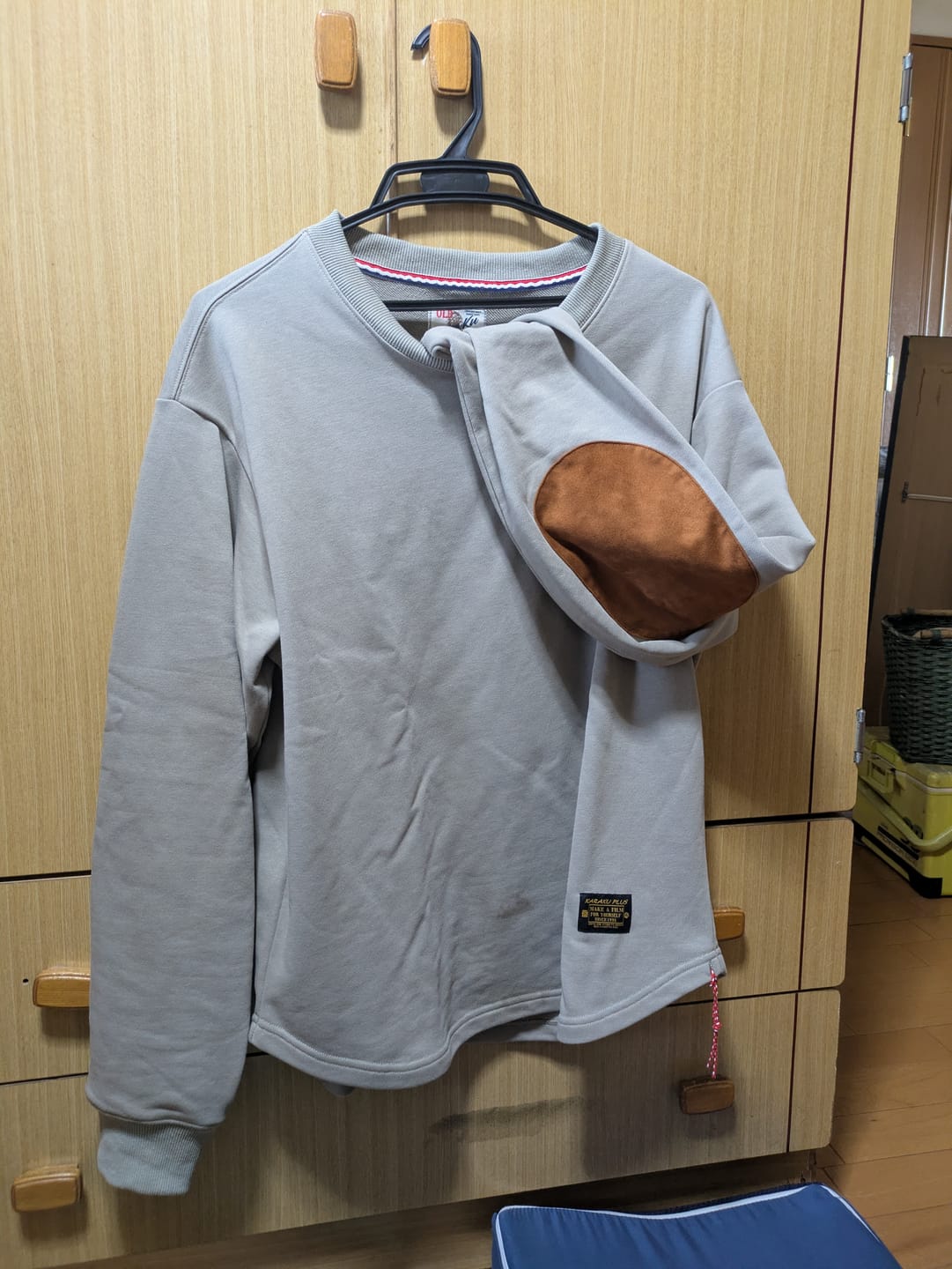 Customer photo review of 赤ヒモ付き　肘スエードパッチ入り裏パイルクルーネックスウェット