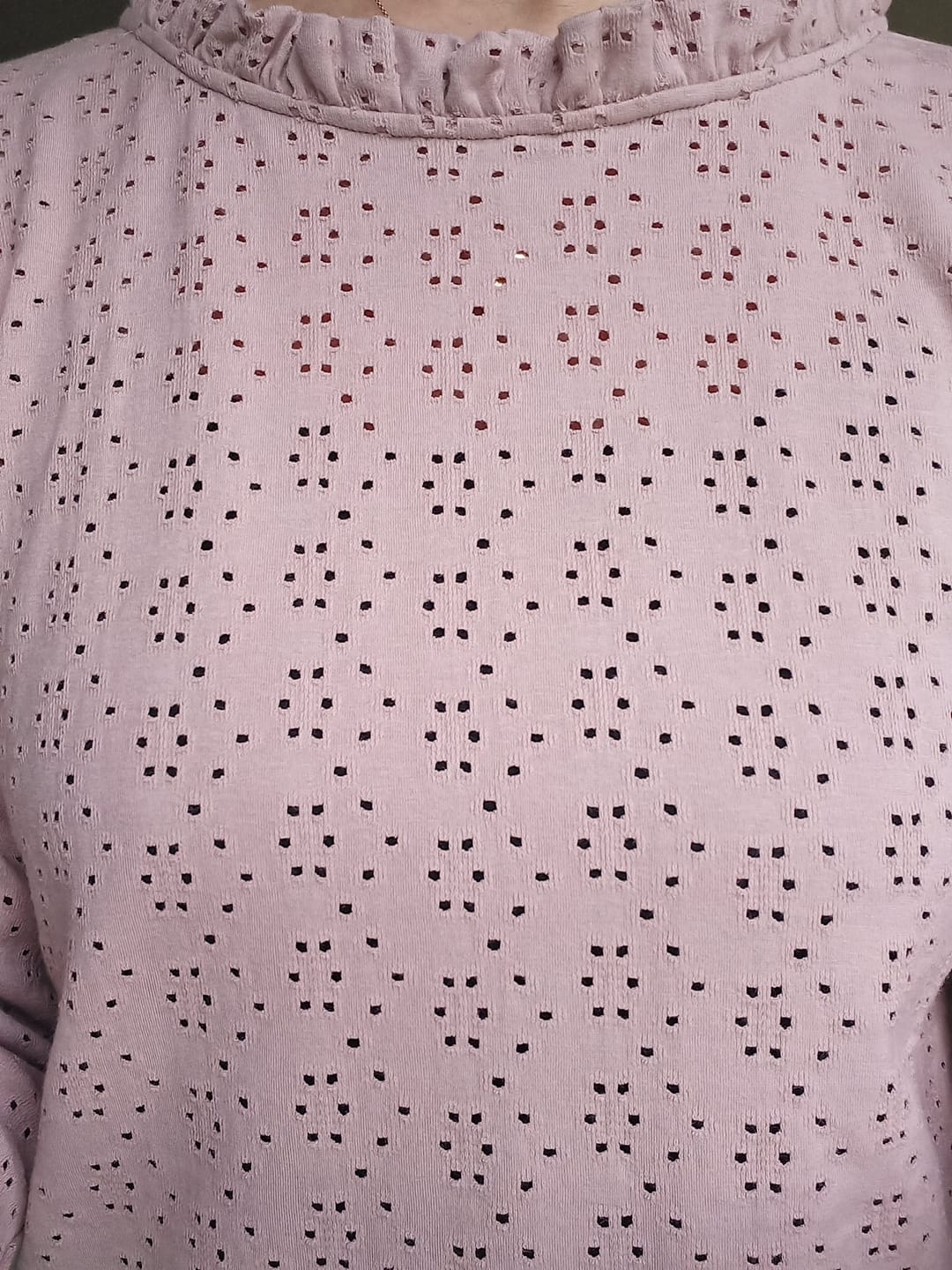 Customer photo review of Blouse  Clarisse - Jersey brodé rose boisé