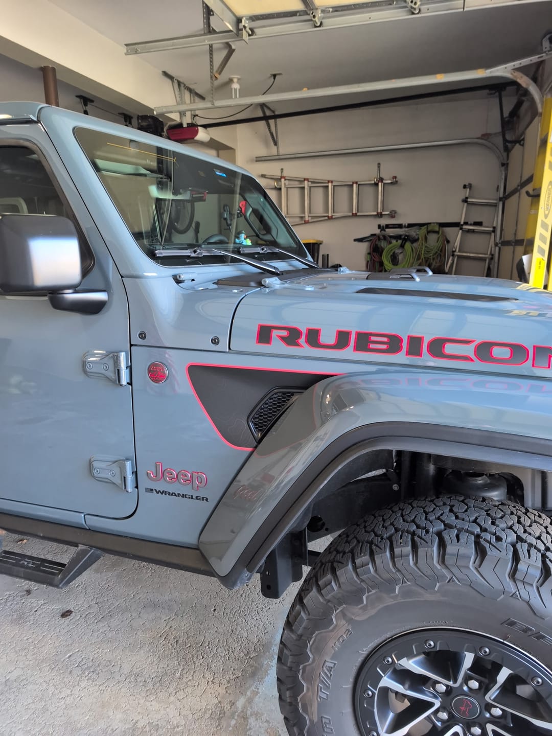 Customer photo review of Premium Fender Vent Decal Set | Black Topo - fits Wrangler JL & Gladiator JT