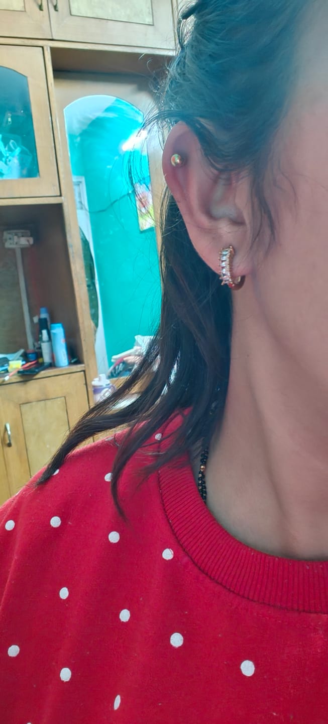 Customer photo review of Gold Stone Studded Hoop Earrings