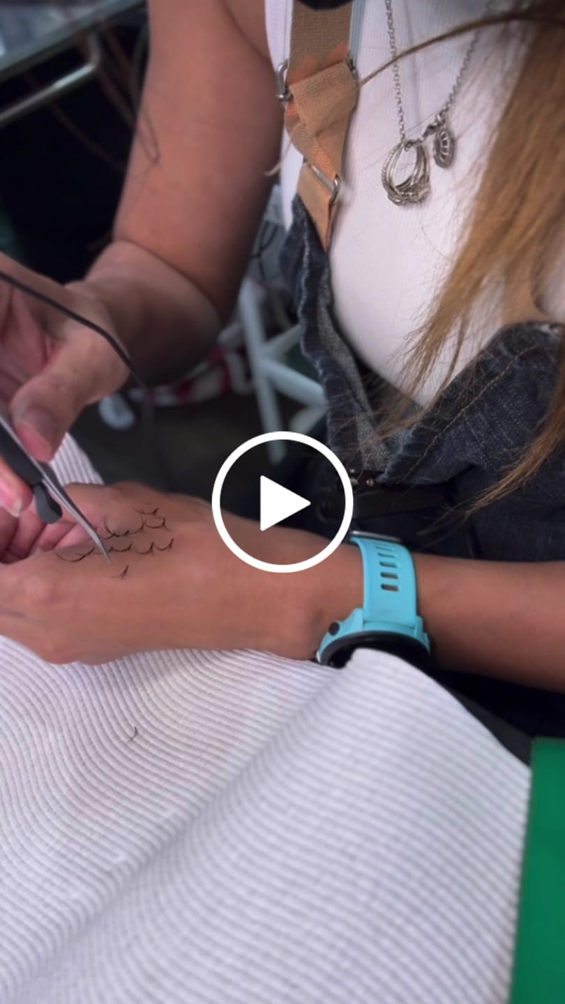 Customer video review of Lash Plus - LED Tweezer Essentials Kit
