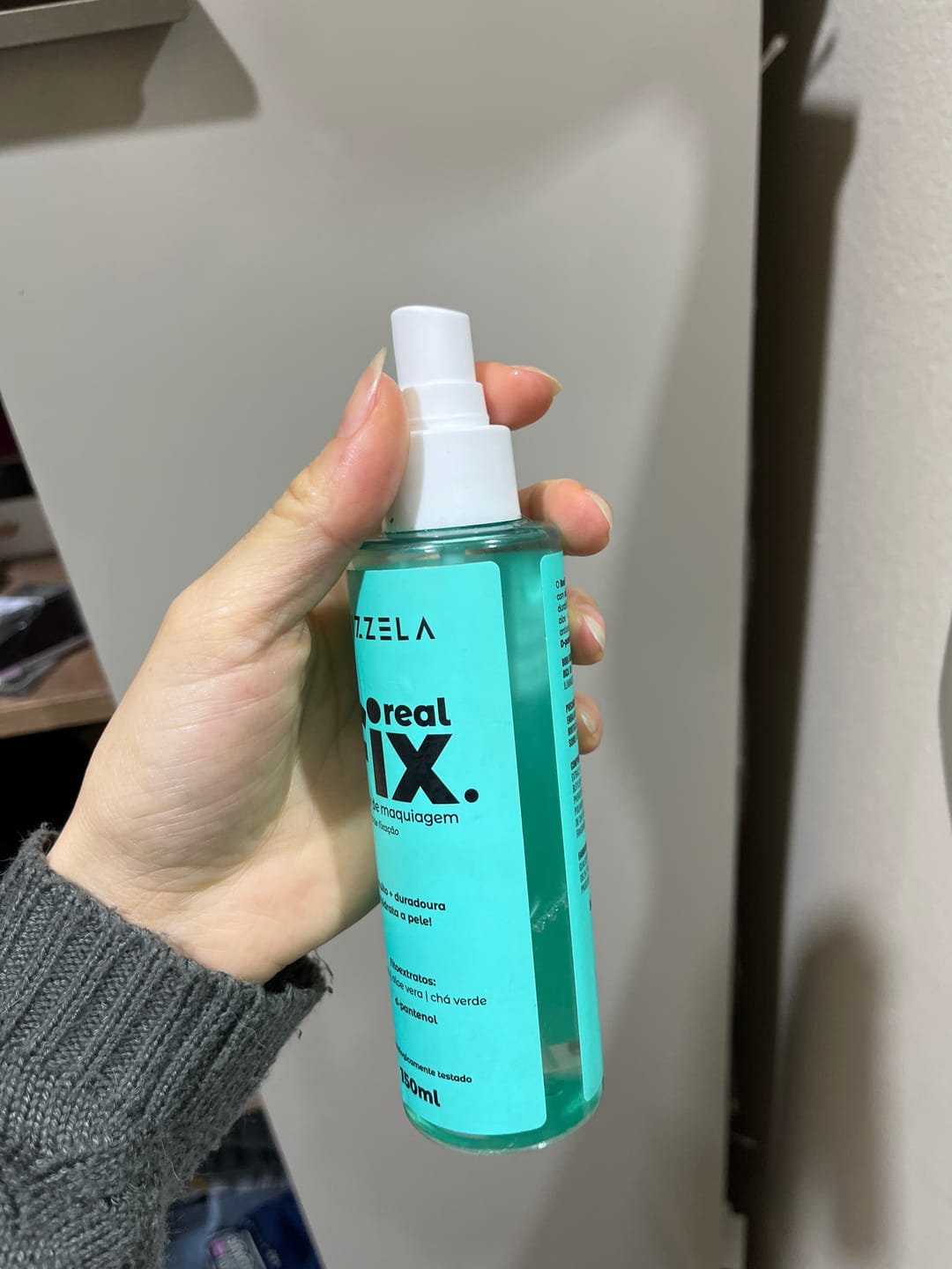 Customer photo review of Fixador de Maquiagem Real Fix - Vizzela