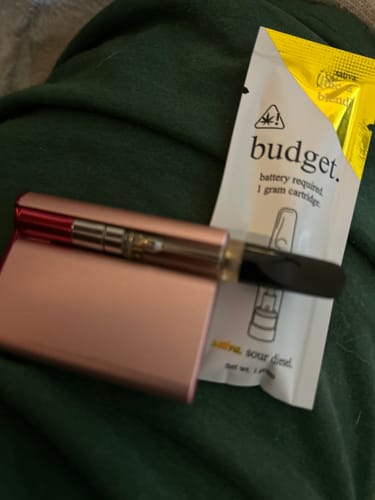 Customer photo review of 1 Gram THCA Blend Vape Cartridge | Sour Diesel - Sativa