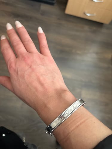 Customer photo review of PERLEE SIGNATURE BRACELET