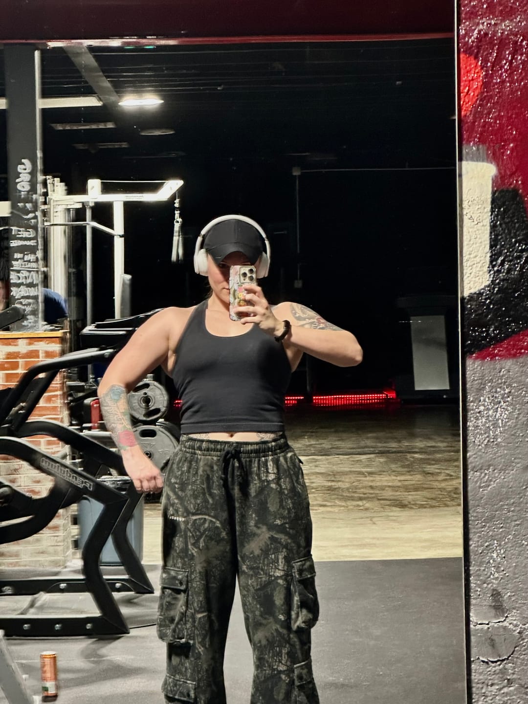 Customer photo review of W251 Hunting Season Cargo Joggers