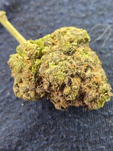 Customer photo review of Indoor Exotics - Hashburger - 28 Grams - Indica