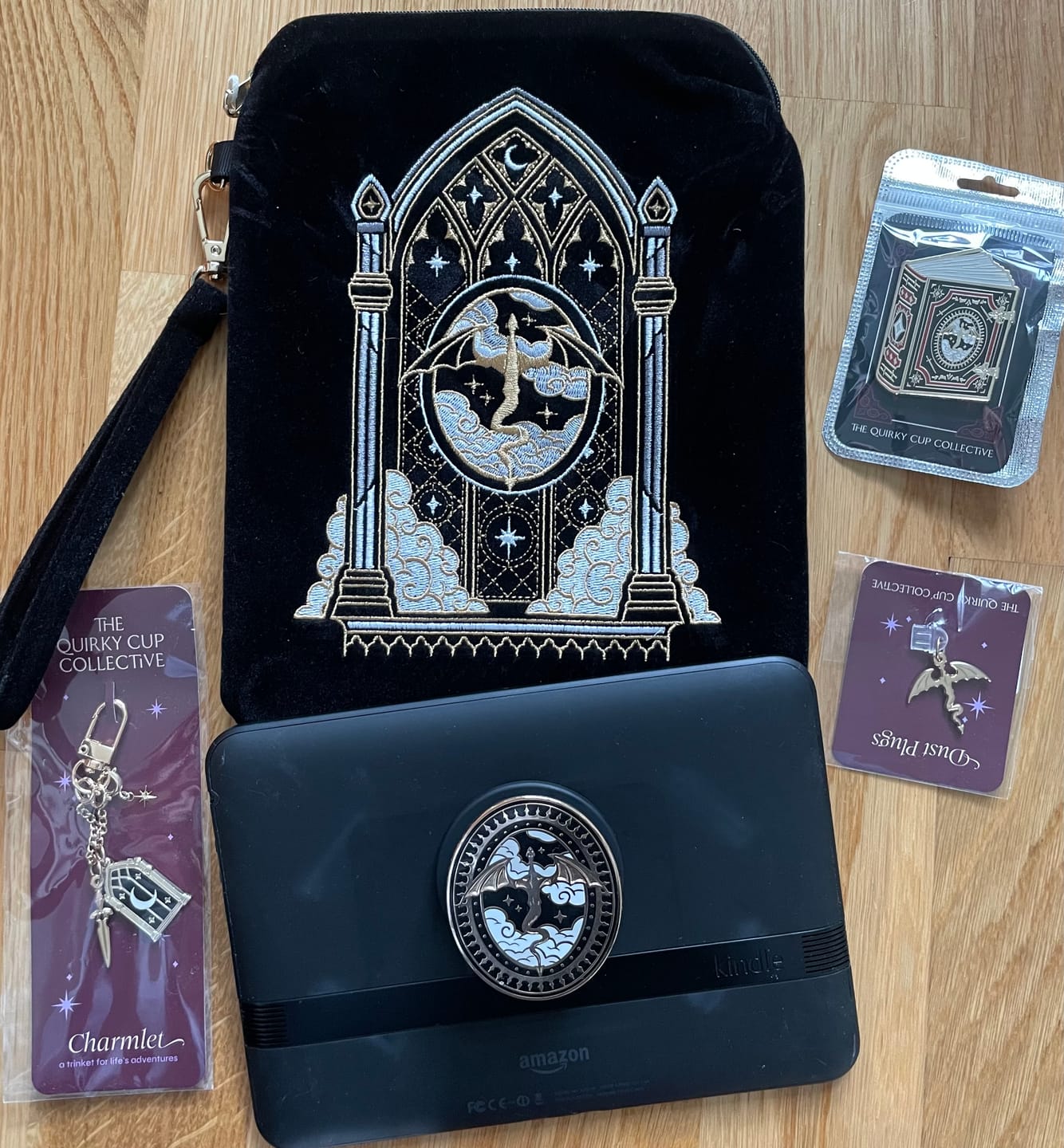 Customer photo review of Dragon Lore eReader Sleeve