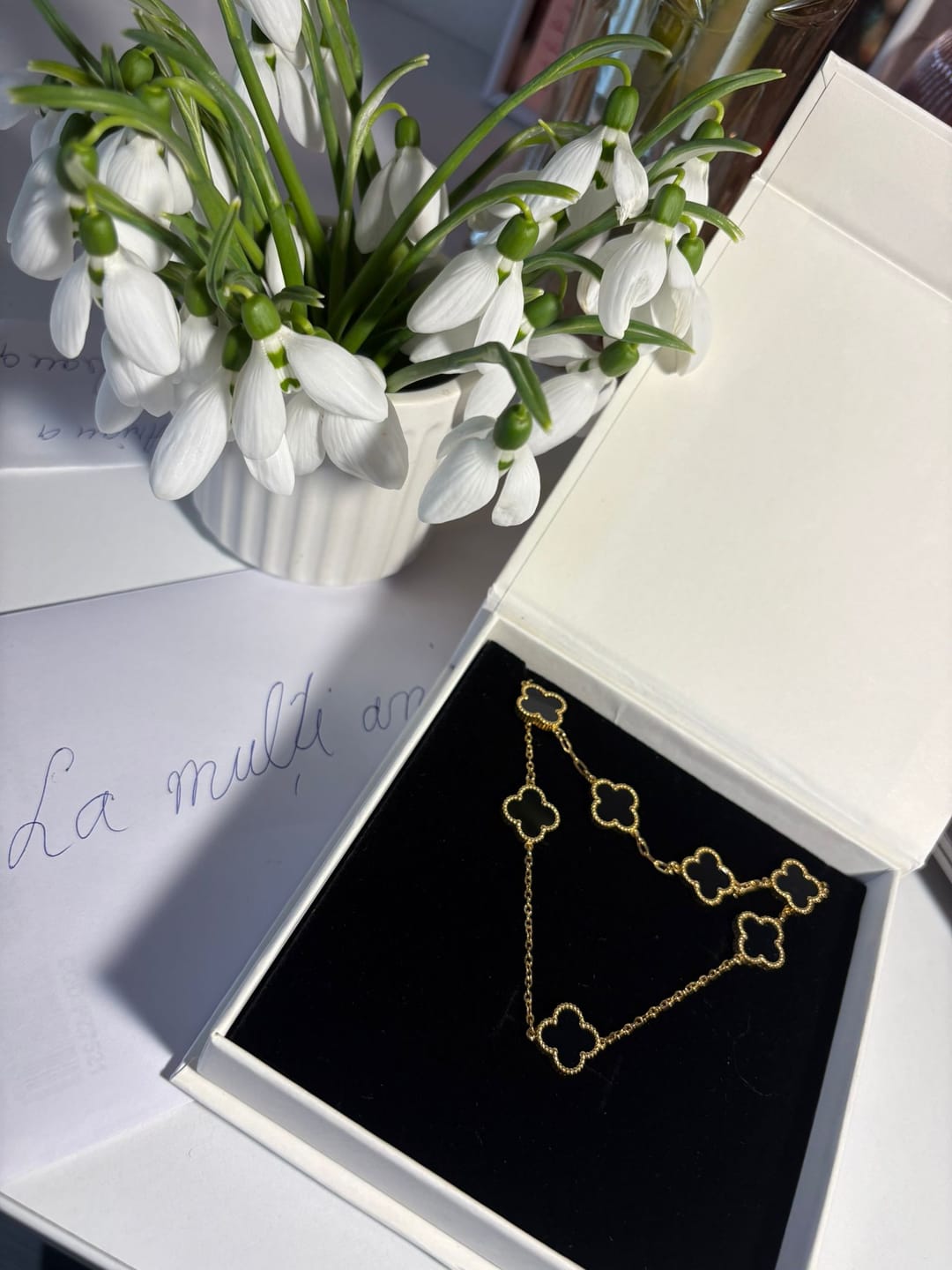 Customer photo review of Set Bratara + Colier Auriu Flower Negru