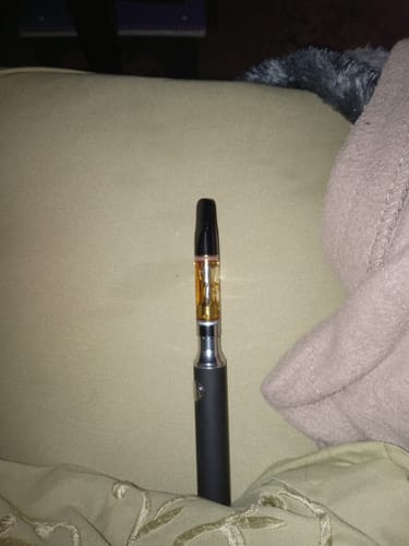 Customer photo review of 1 Gram Delta-8 THC Full Spectrum Vape Cartridge | Ice Cream Cake - Hybrid