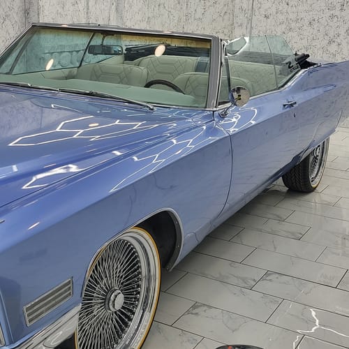 Customer photo review of Gloss Metallic Silver Lake Blue Vinyl Wrap