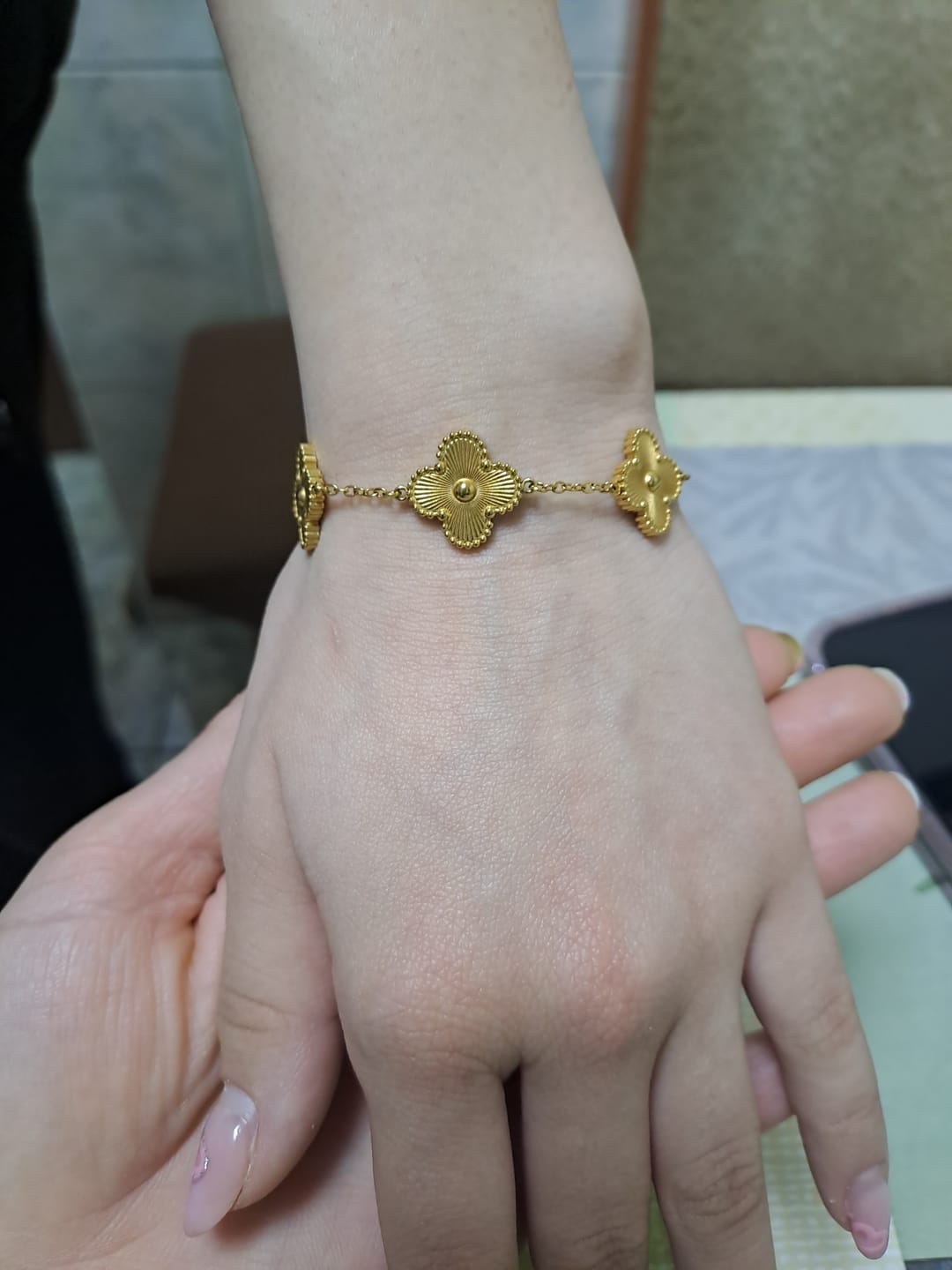 Customer photo review of Bratara - Royal Clover