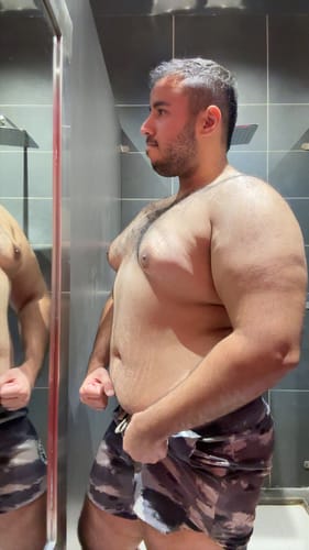 Customer photo review of LIFTING SHORTS – PRINT / BRUSH CHARCOAL GREY