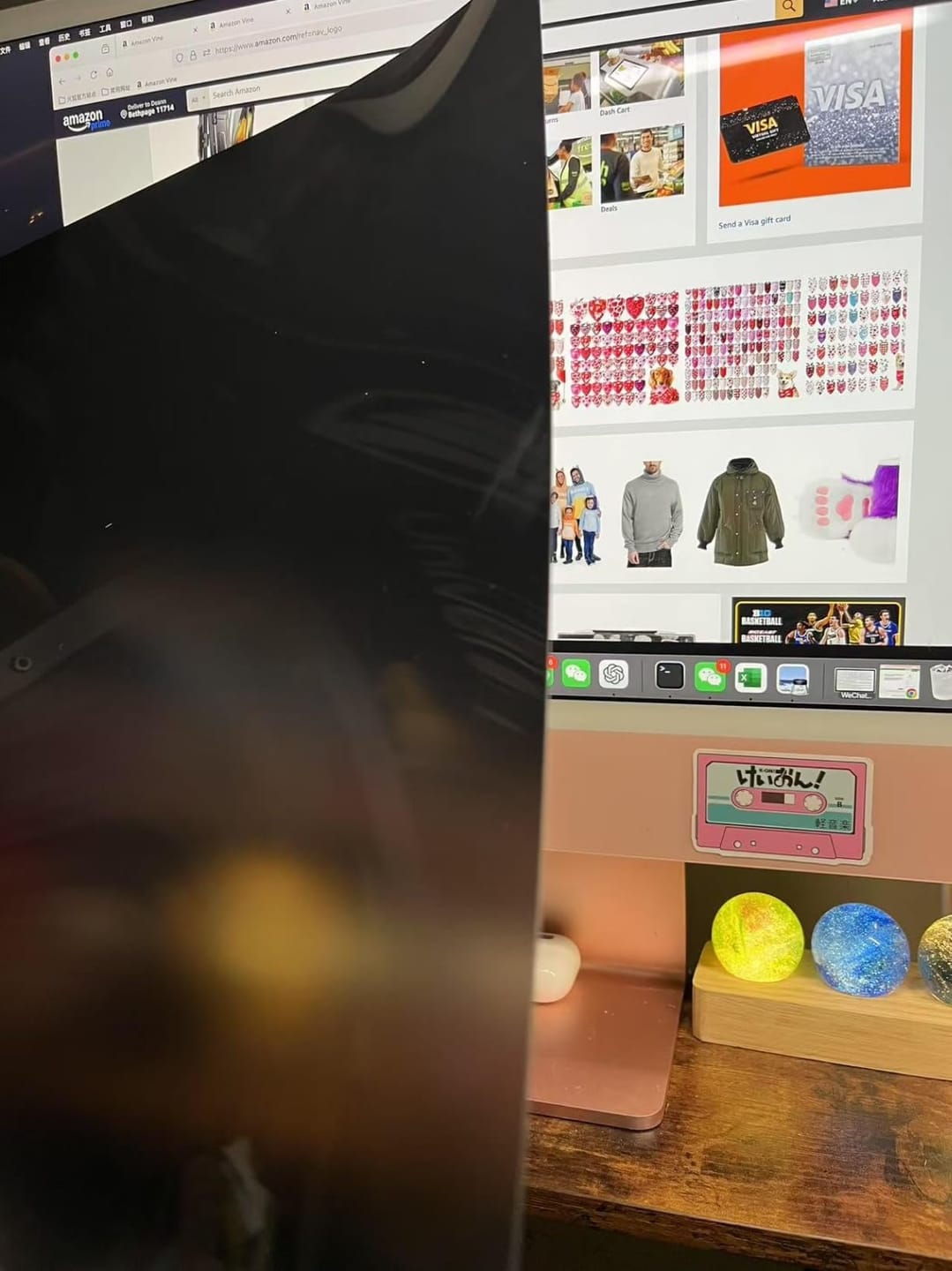 Customer photo review of Removable Computer Monitor Privacy Screen Filter - for 16:9 Aspect Ratio