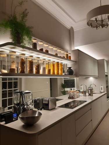 Customer photo review of Set of 3 2000 ML Bamboo Glass Pantry Jars