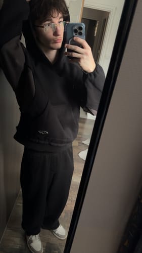 Customer photo review of Hoodie "Obsidian"