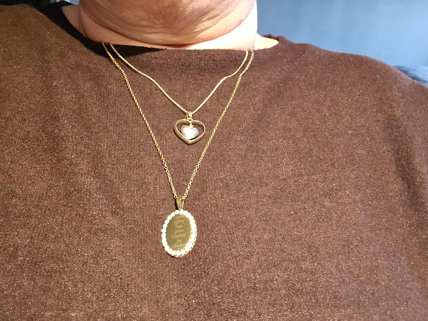 Customer photo review of Diamantjes Naamketting | Graveerbare Ketting