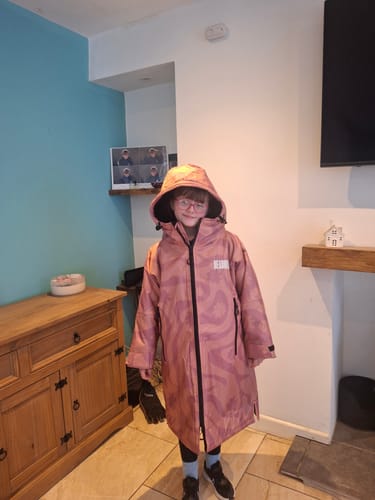 Customer photo review of CORAL COLLECTION KIDS BROBE - CORAL PINK