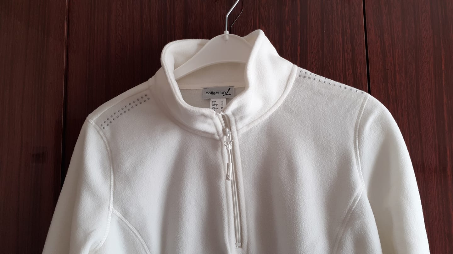 Customer photo review of NA 47 Kunststoff Kleiderbügel weiß