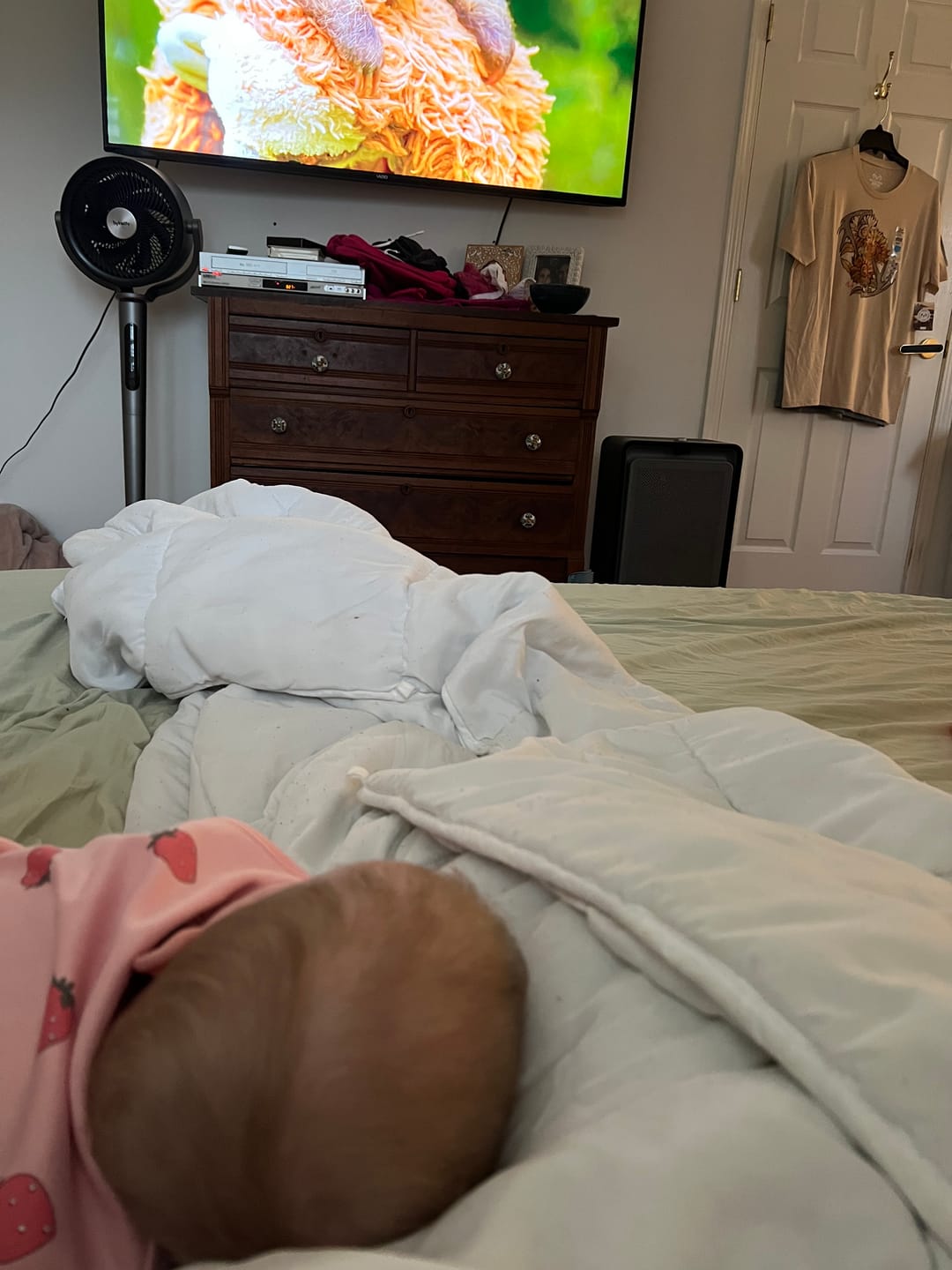Customer photo review of 4 Season® Baby Sleep Bag with Feet, Merino Wool & Organic Cotton, Strawberry