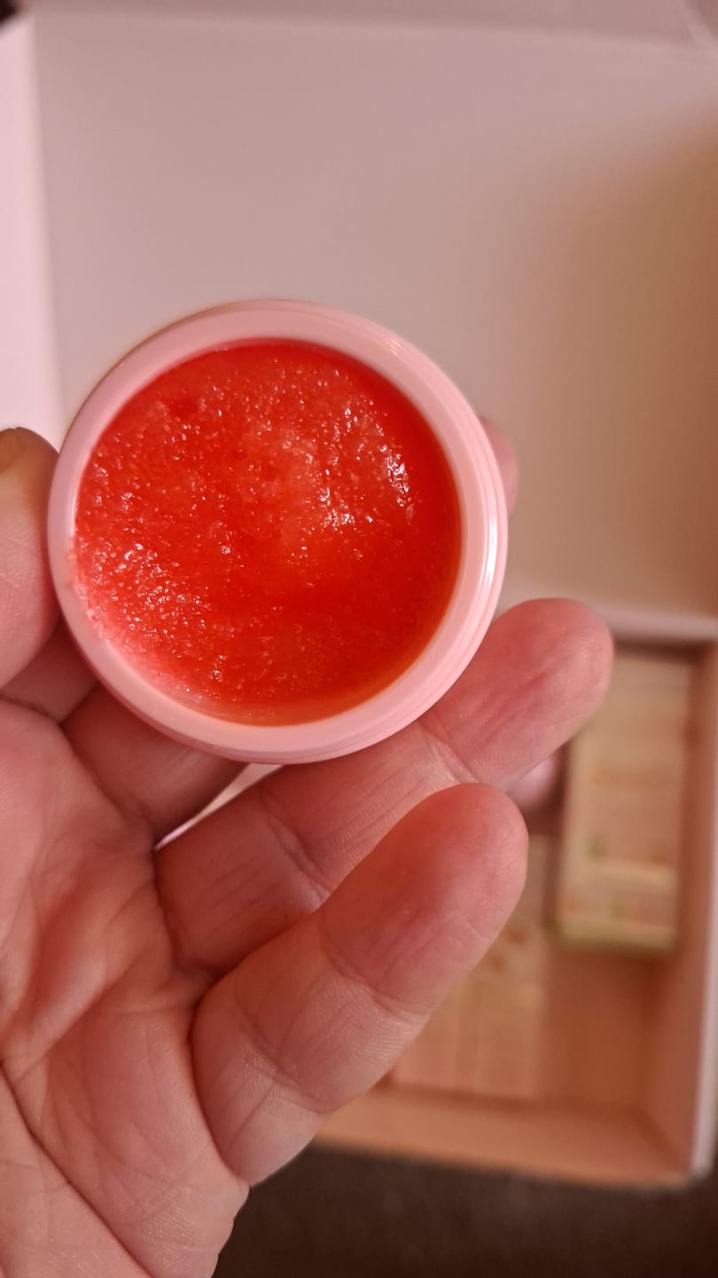 Customer photo review of P.Louise Keychain Lip Scrub
