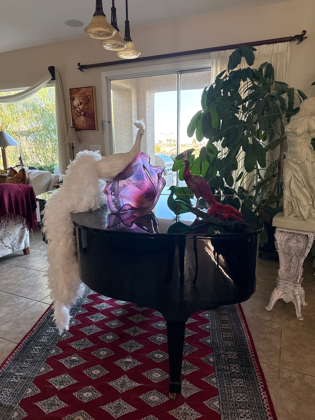 Customer photo review of Big White Majestic Peacock With Real Goose Feather, High Quality By Designed By The Boss