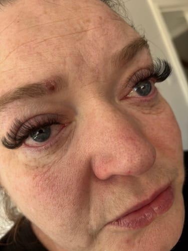 Customer photo review of Double Layer Volume Premade Fans