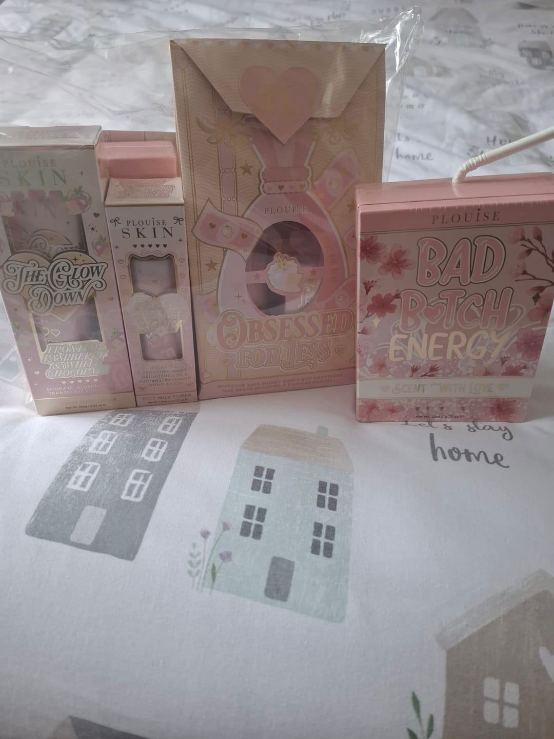 Customer photo review of P.Louise It Was The Night Before Christmas Skincare Set