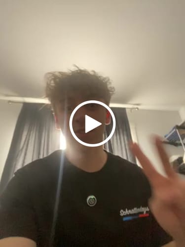 Customer video review of MANGA TEE