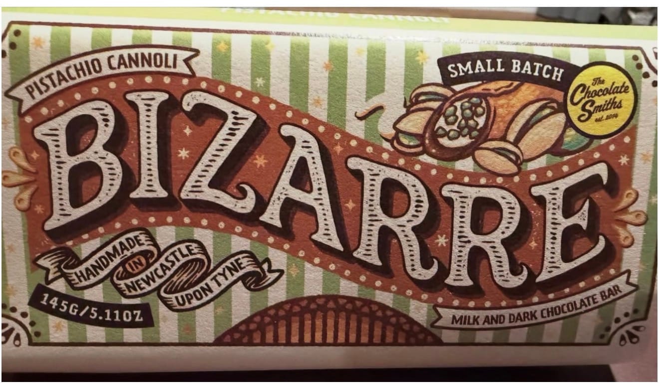 Customer photo review of Pistachio Cannoli Inspired Bizarre chocolate bar 145g
